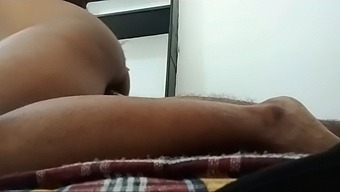 Desi Aunty'S Teen Sex Tape