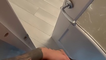 Big Assed Stepsister Shows Off Her Jerking Skills In Hd