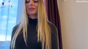 Blonde Tourist'S Hotel Encounter Captured In High-Definition Video