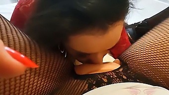 Angel Lima Pleasures Cleo Cadillac'S Voluptuous Ass And Pussy